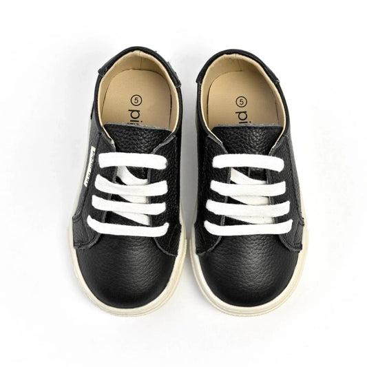 Low Top Sneakers, Black